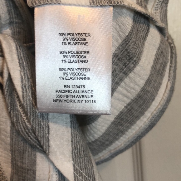 Short sleeve comfortable top - Picture 3 of 3